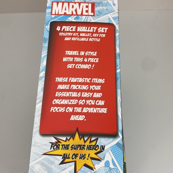 Marvel wallet, key fob, toiletry kit & travel bottle set NEW! 4 set - Picture 9 of 16